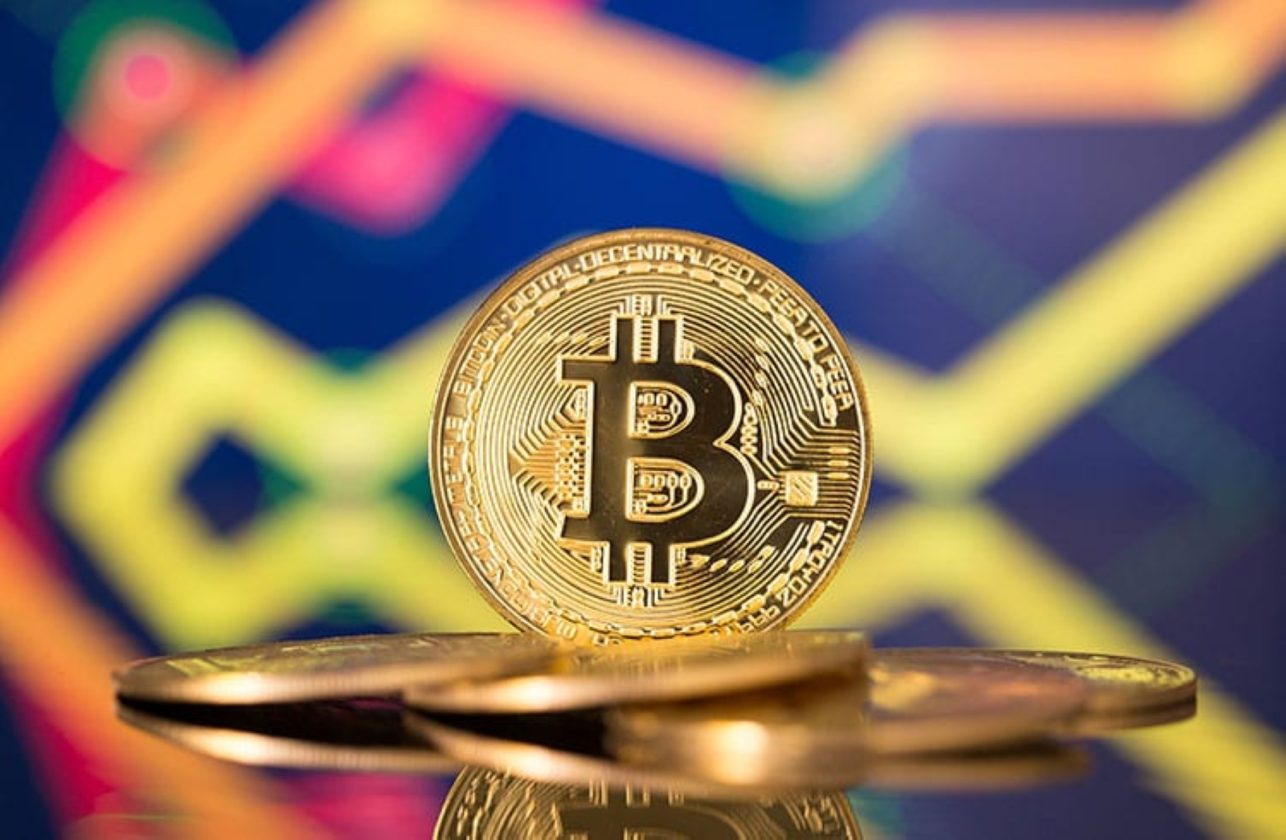 Bitcoin se mantém estável em 30/09/2025 e analistas veem possível reação do Ethereum - Imagem do artigo original